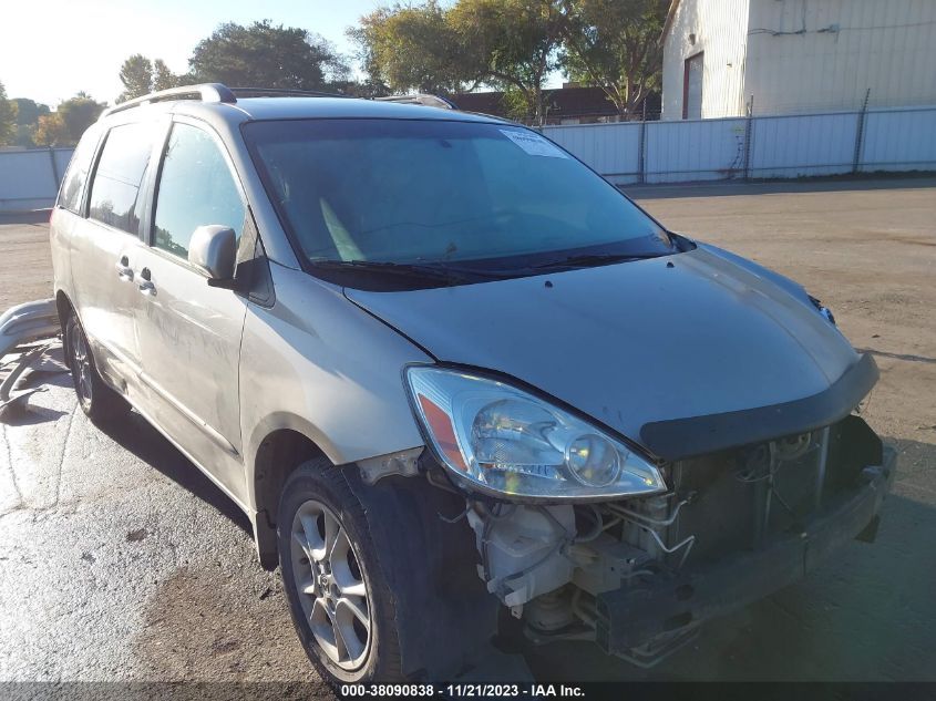 Lot #2530023092 2004 TOYOTA SIENNA XLE salvage car