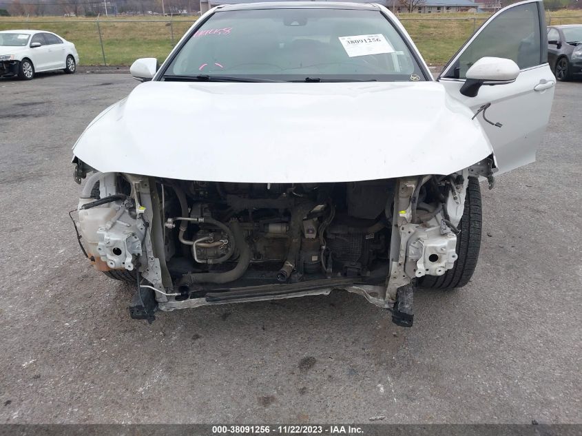 2018 TOYOTA CAMRY XLE - 4T1B11HK8JU049924