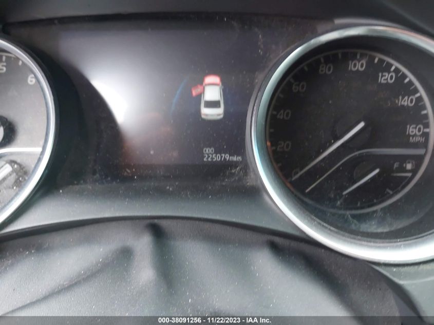 2018 TOYOTA CAMRY XLE - 4T1B11HK8JU049924