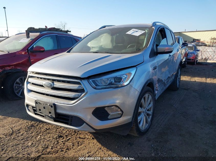 1FMCU9J92HUD23162 2017 FORD ESCAPE, photo no. 2