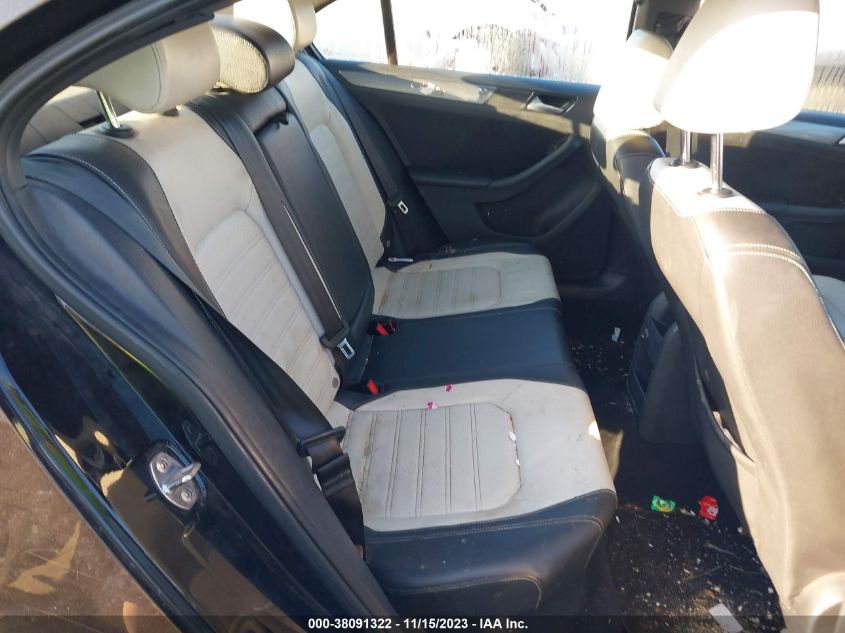 2016 VOLKSWAGEN JETTA SPORT - 3VWD17AJ2GM336140