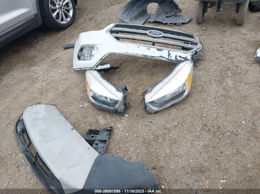 2018 FORD ESCAPE SE - 1FMCU0GD5JUC11579