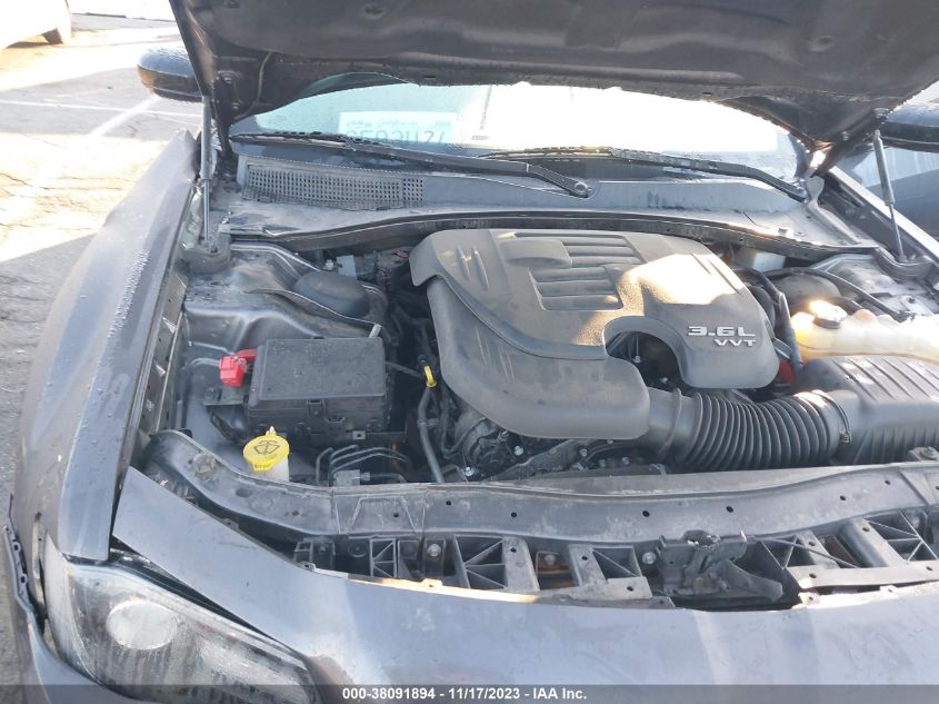 2019 CHRYSLER 300 TOURING - 2C3CCAAG8KH555948