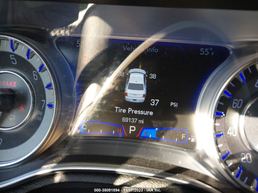 2019 CHRYSLER 300 TOURING - 2C3CCAAG8KH555948