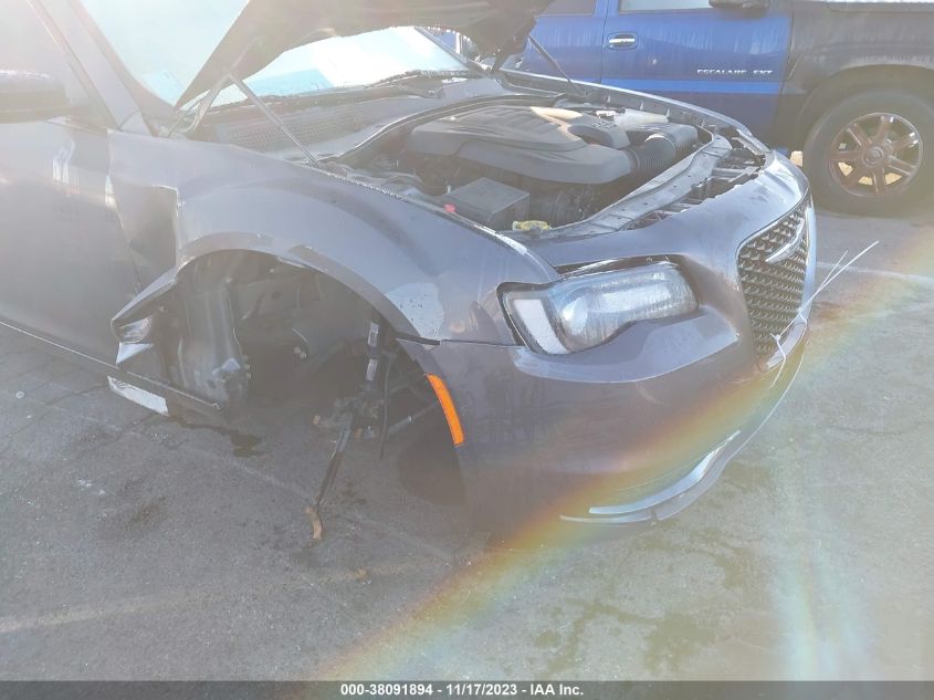 2019 CHRYSLER 300 TOURING - 2C3CCAAG8KH555948