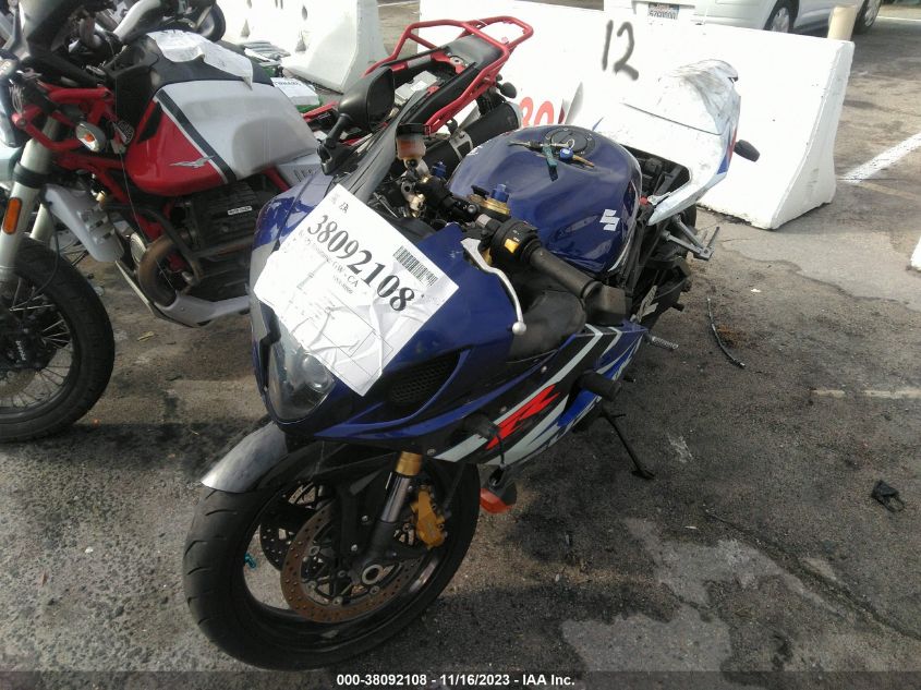 2004 SUZUKI GSX-R600 K - JS1GN7CA542100693