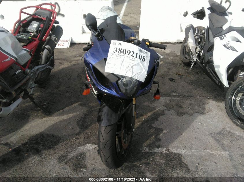 2004 SUZUKI GSX-R600 K - JS1GN7CA542100693
