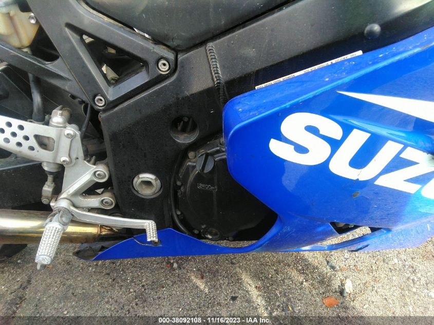 2004 SUZUKI GSX-R600 K - JS1GN7CA542100693