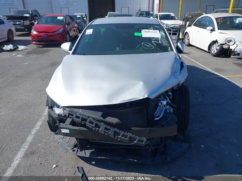 2018 HYUNDAI ELANTRA SEL - 5NPD84LF2JH249535