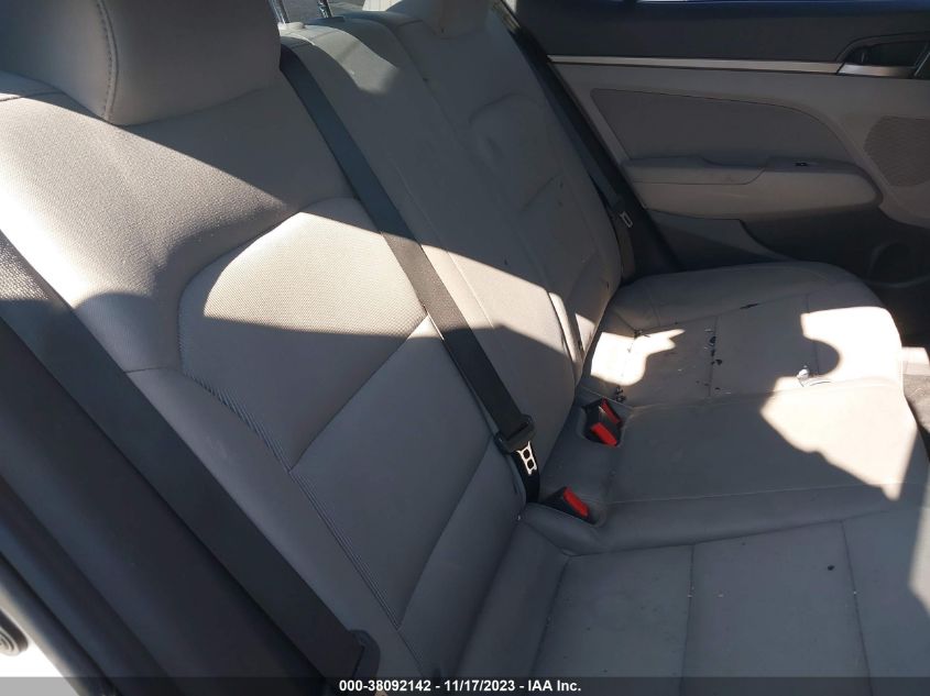 2018 HYUNDAI ELANTRA SEL - 5NPD84LF2JH249535