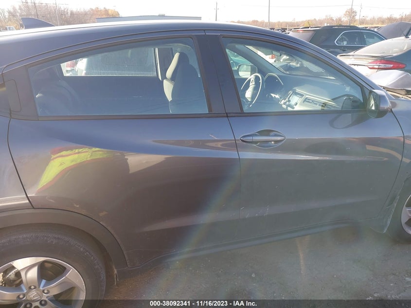 VIN 3CZRU6H39KG708706 2019 HONDA HR-V LX