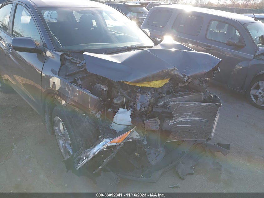 VIN 3CZRU6H39KG708706 2019 HONDA HR-V LX