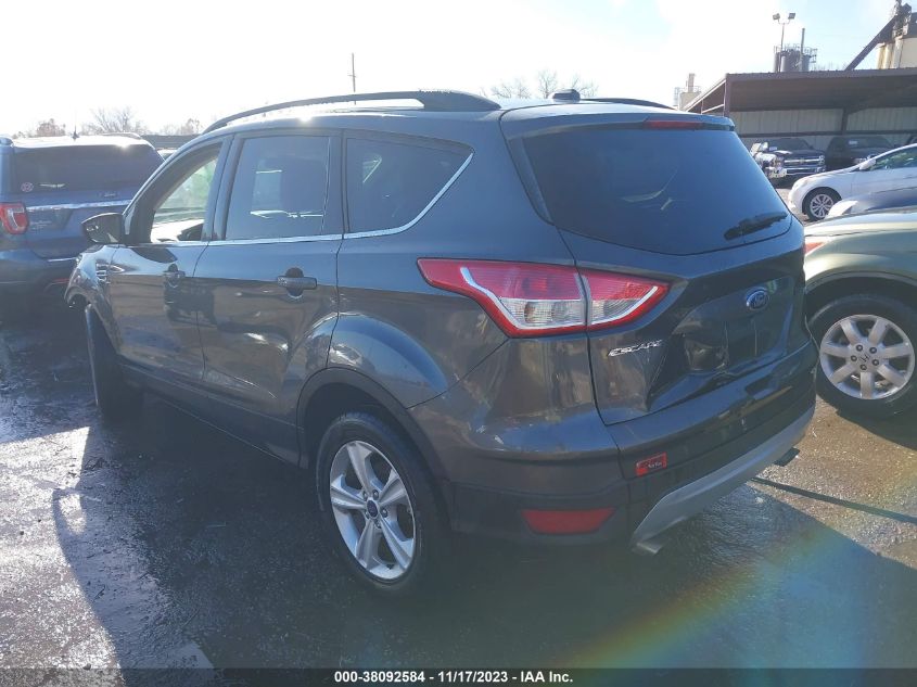 2015 FORD ESCAPE SE - 1FMCU0GX5FUB93182