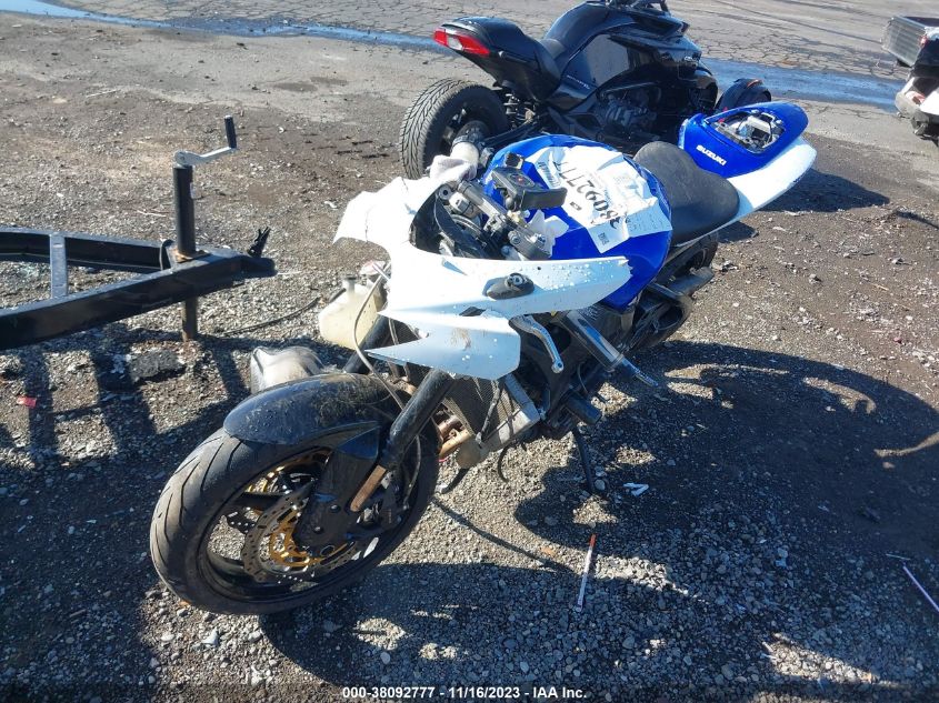 2007 SUZUKI GSX-R750 JS1GR7KA372107894