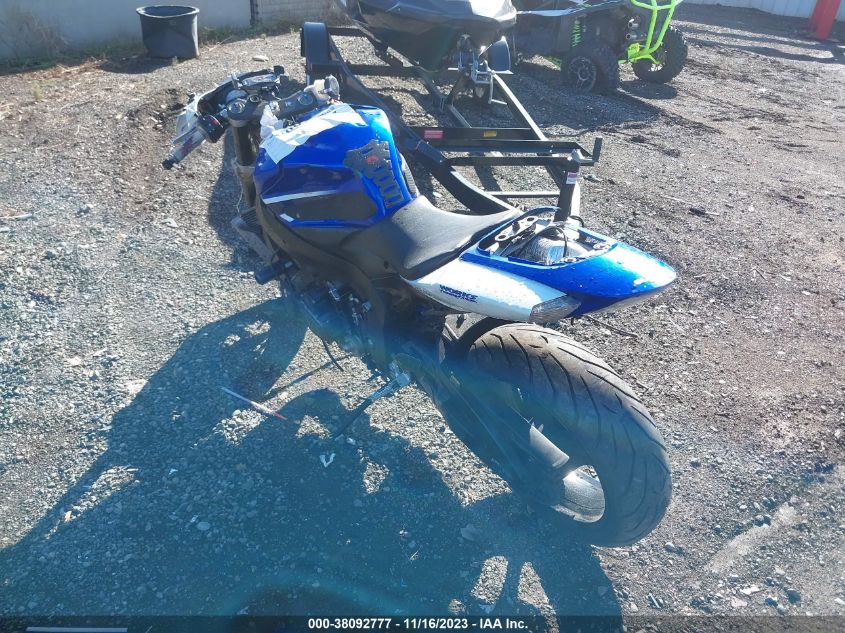 2007 SUZUKI GSX-R750 JS1GR7KA372107894