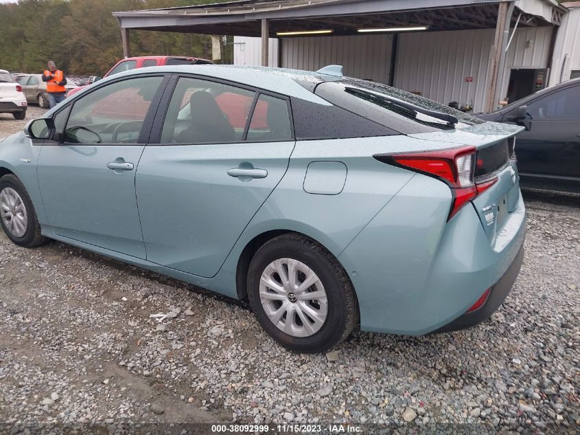 JTDKAMFU6N3183725 Toyota Prius LE 3