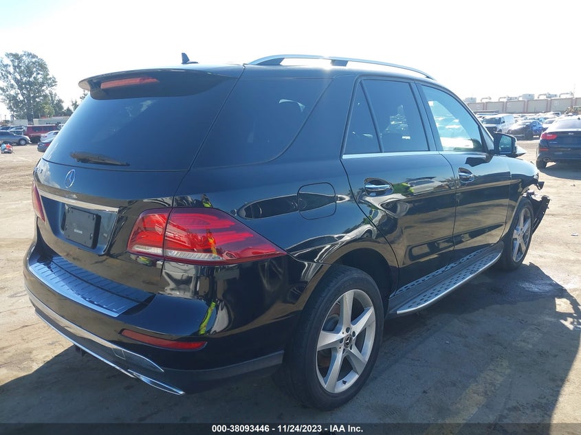 VIN 4JGDA5JBXJB031866 2018 MERCEDES-BENZ GLE GLE 350