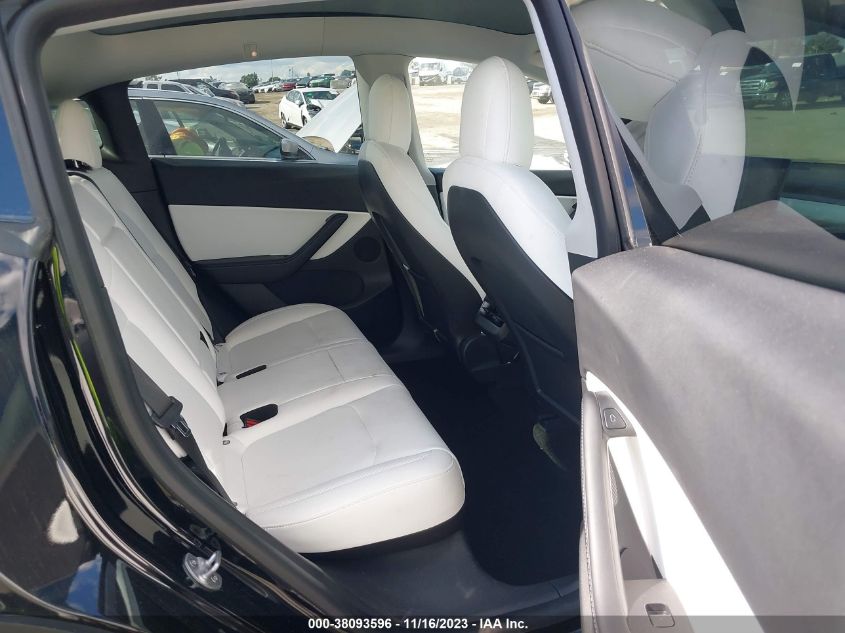 VIN 7SAYGDEF9NF405093 2022 TESLA MODEL Y