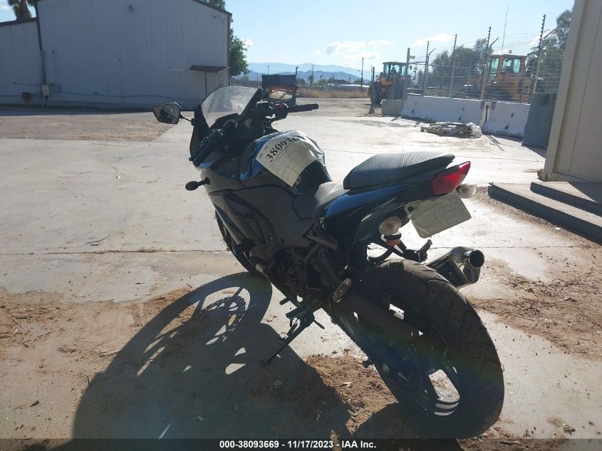 2011 KAWASAKI EX250 J JKAEXMJ14BDA87569