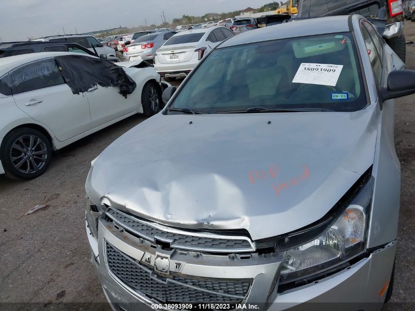 2013 CHEVROLET CRUZE LS AUTO - 1G1PA5SG4D7285827
