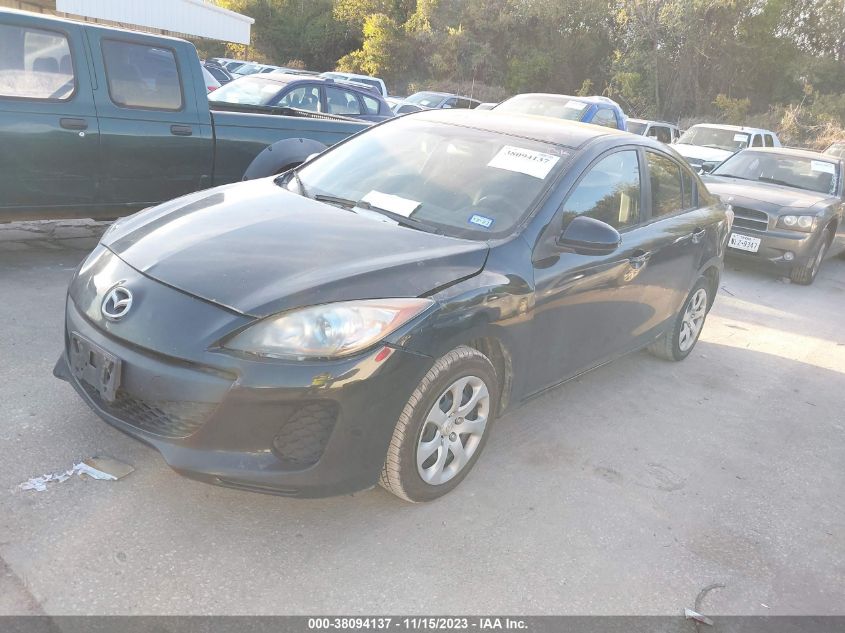 2013 MAZDA MAZDA3 I SPORT - JM1BL1U77D1746202
