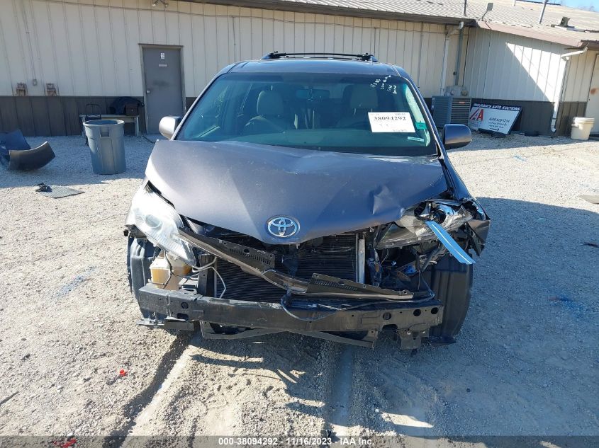 5TDYK3DC2FS582854 2015 TOYOTA SIENNA, photo no. 13