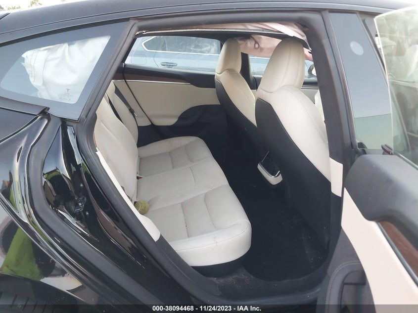 VIN 5YJSA1E58NF469023 2022 TESLA MODEL S