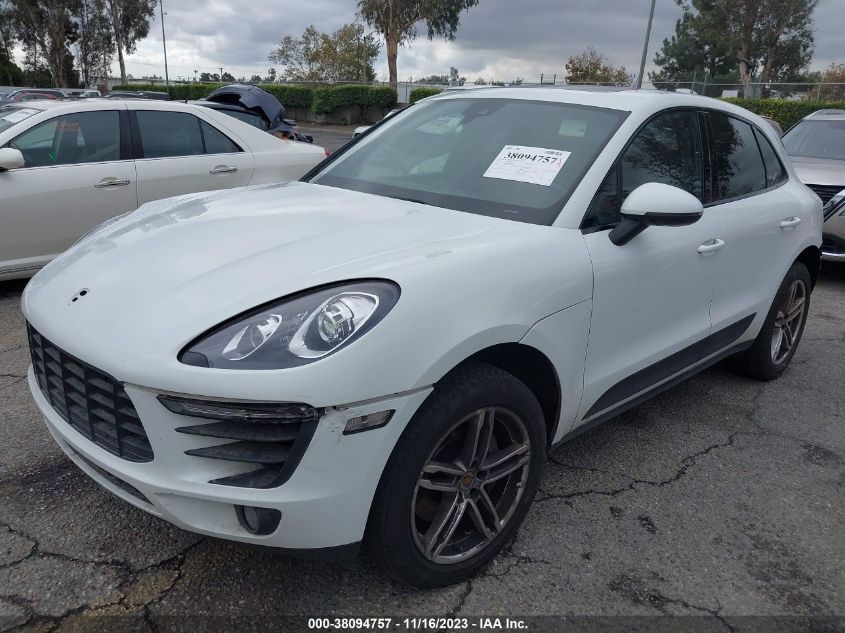 VIN WP1AB2A59JLB34895 2018 PORSCHE MACAN S