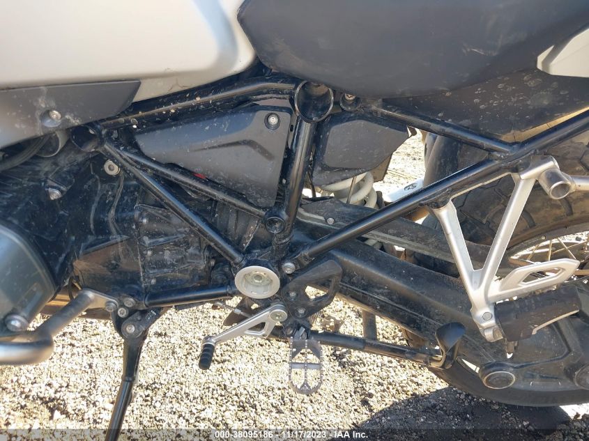 2015 BMW R1200 GS ADVENTURE WB10A1208FZ098535