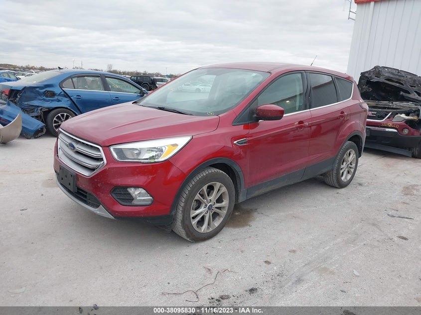 VIN 1FMCU0GDXHUB01461 2017 FORD ESCAPE SE