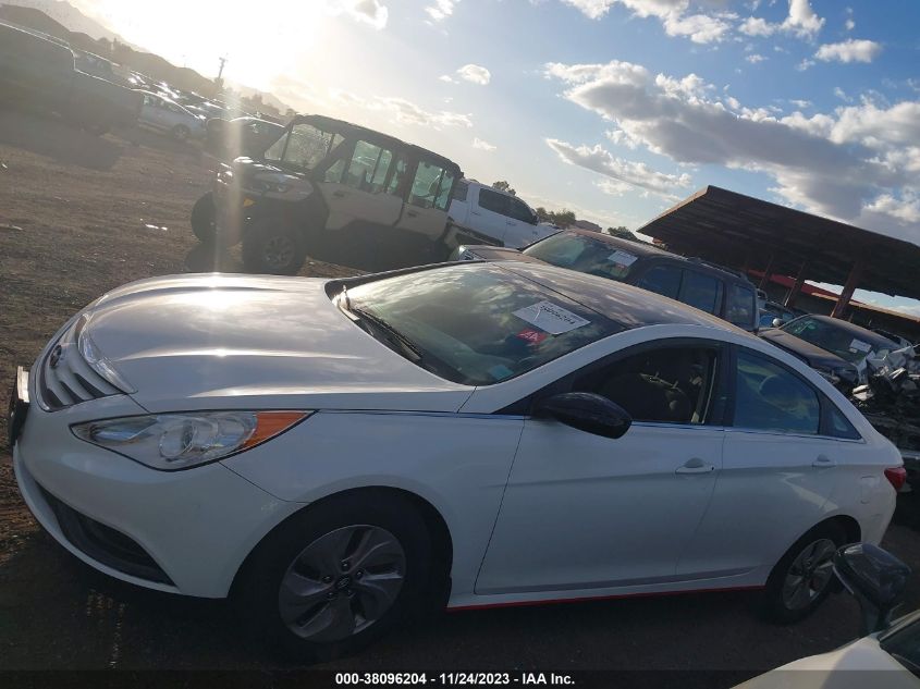 2014 HYUNDAI SONATA GLS - 5NPEB4AC3EH825380