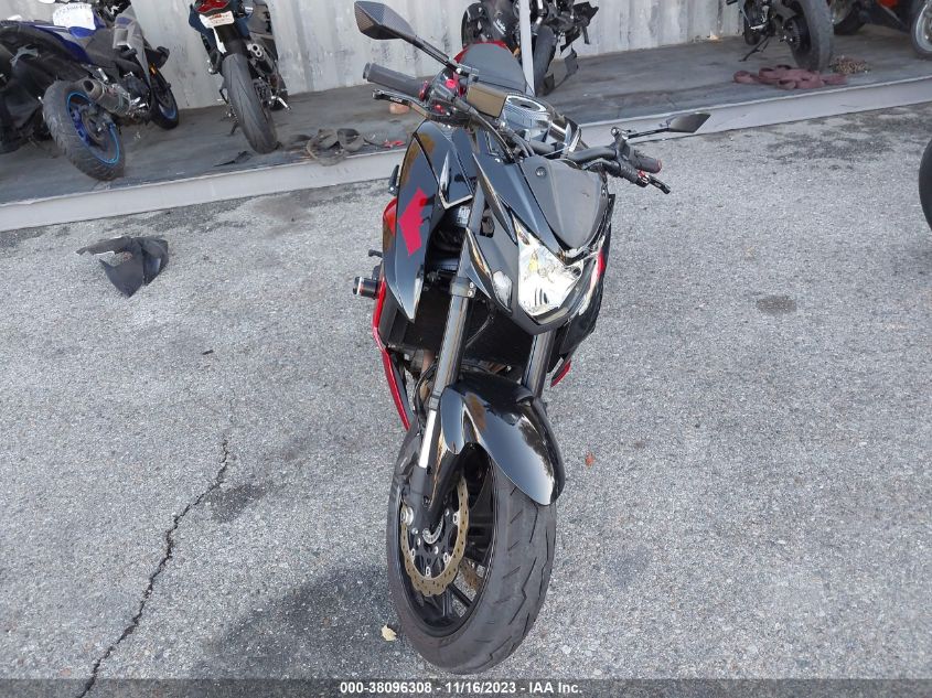 2022 SUZUKI GSX-S750 M/Z JS1C533D8N7100001