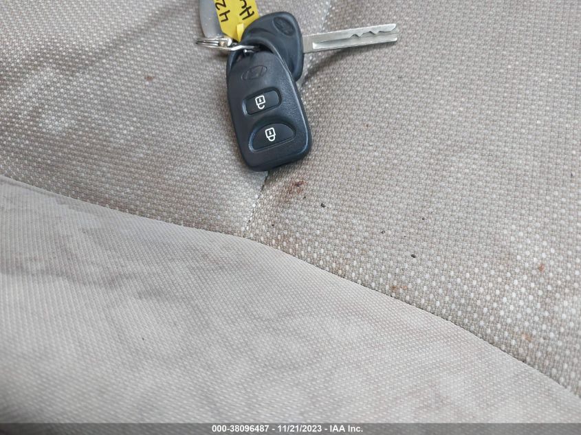 2013 HYUNDAI ACCENT GLS - KMHCT4AE4DU325542