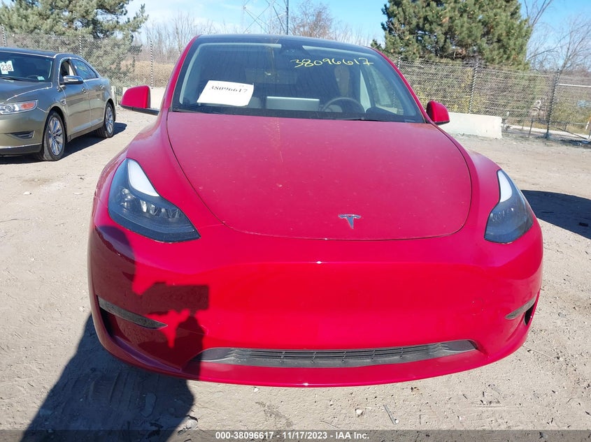 VIN 7SAYGAEE2PF856553 2023 TESLA MODEL Y