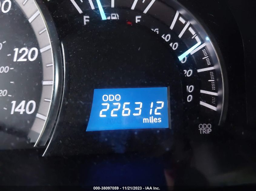 2013 TOYOTA CAMRY SE - 4T1BF1FK3DU701227