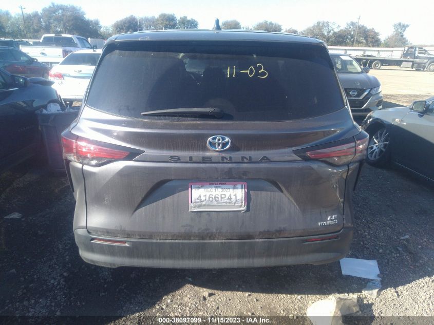 2022 TOYOTA SIENNA LE - 5TDKRKECXNS107302