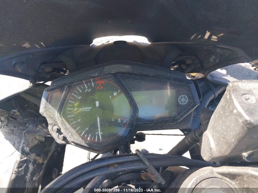2015 YAMAHA YZFR3 MH3RH06Y3FK003714