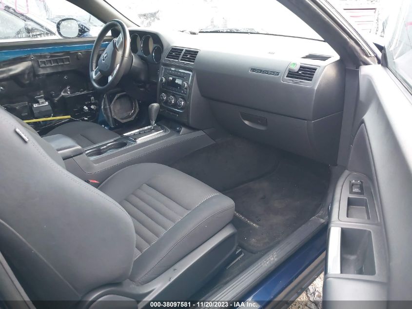 2014 DODGE CHALLENGER SXT - 2C3CDYAG1EH133580