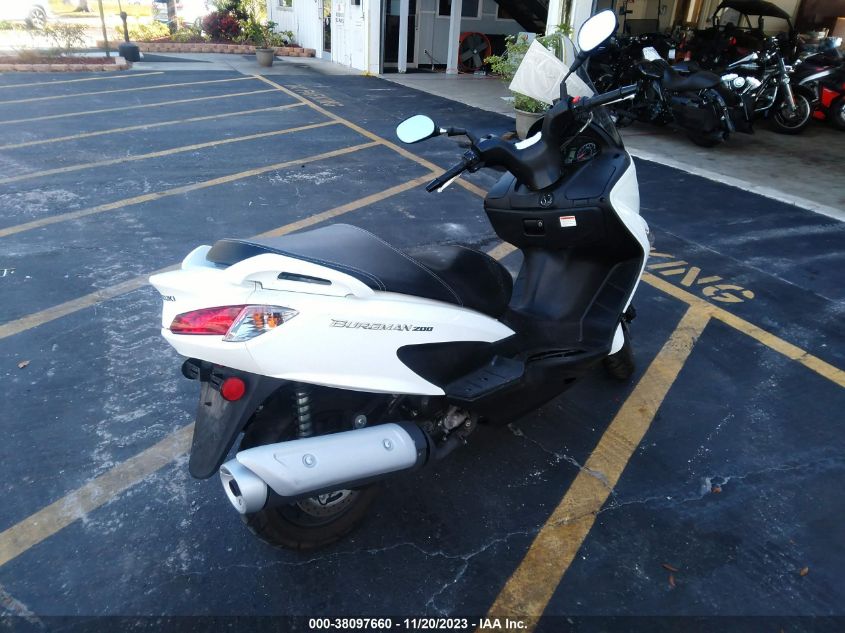 2016 SUZUKI UH200 MLCCH41A1G1600005