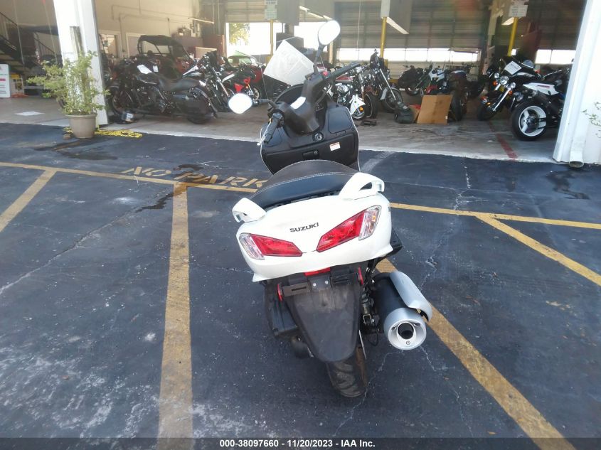 2016 SUZUKI UH200 MLCCH41A1G1600005