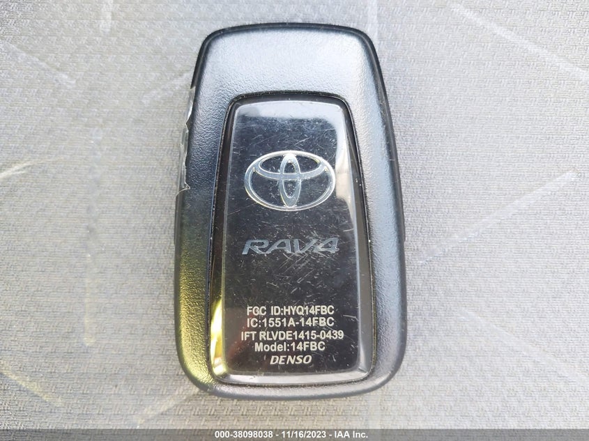 VIN 2T3W1RFV7LC044206 2020 TOYOTA RAV4 XLE/XLE PREMIUM