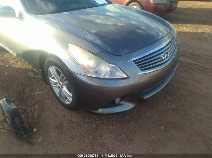 2013 INFINITI G37 JOURNEY JN1CV6APXDM724292