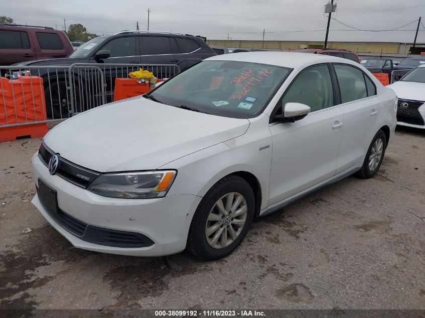 2014 VOLKSWAGEN JETTA HYBRID SE 3VW637AJ7EM267851