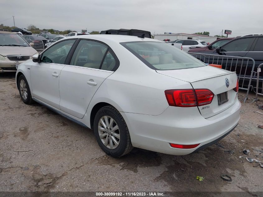 2014 VOLKSWAGEN JETTA HYBRID SE 3VW637AJ7EM267851