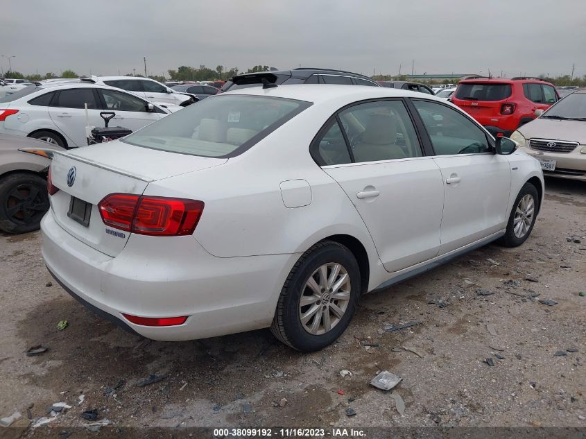 2014 VOLKSWAGEN JETTA HYBRID SE 3VW637AJ7EM267851
