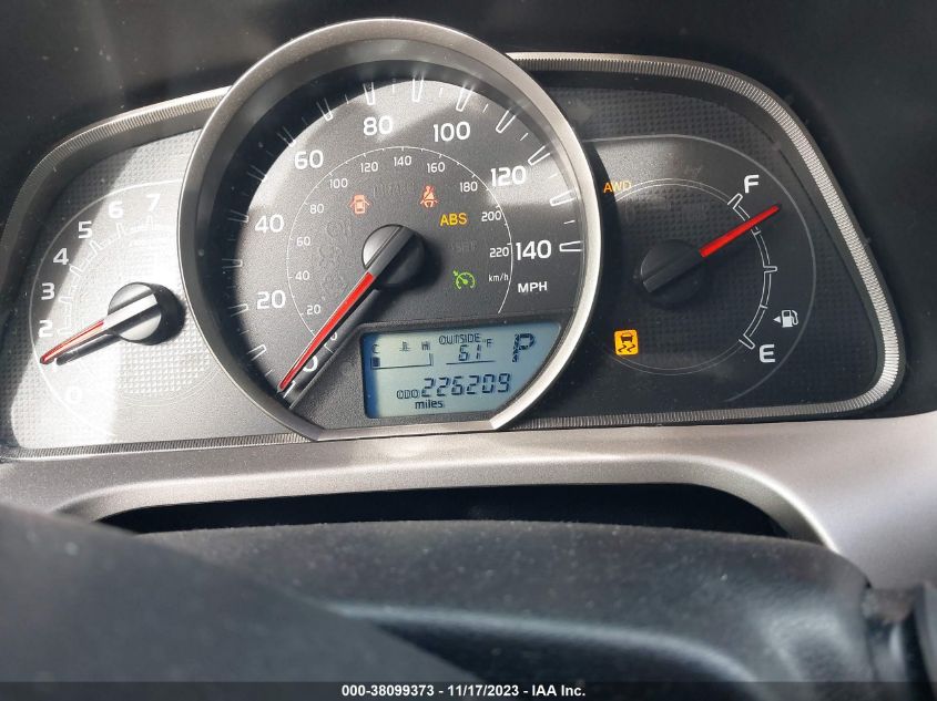2014 TOYOTA RAV4 XLE - 2T3RFREVXEW210770