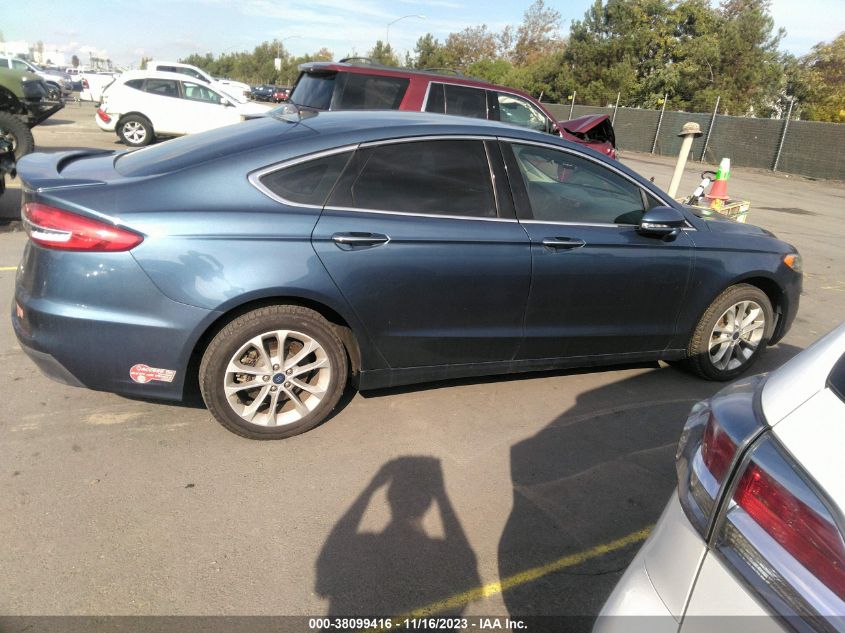 3FA6P0SU0KR176352 2019 FORD FUSION, photo no. 13