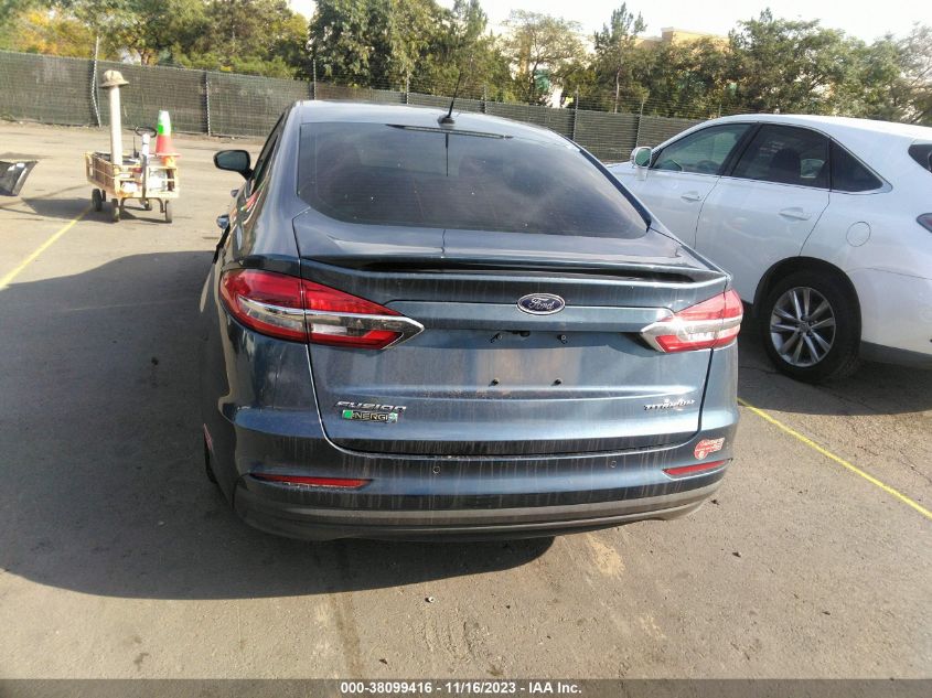 3FA6P0SU0KR176352 2019 FORD FUSION, photo no. 16