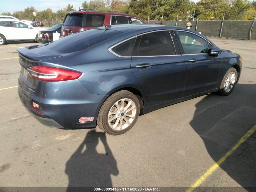 3FA6P0SU0KR176352 2019 FORD FUSION, photo no. 4