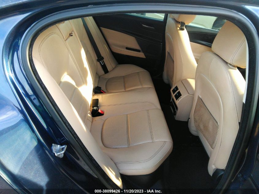2017 JAGUAR XE 35T PRESTIGE - SAJAK4BV4HA973582